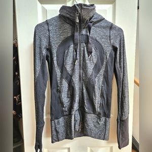 Lululemon Sweater- zip up size 2